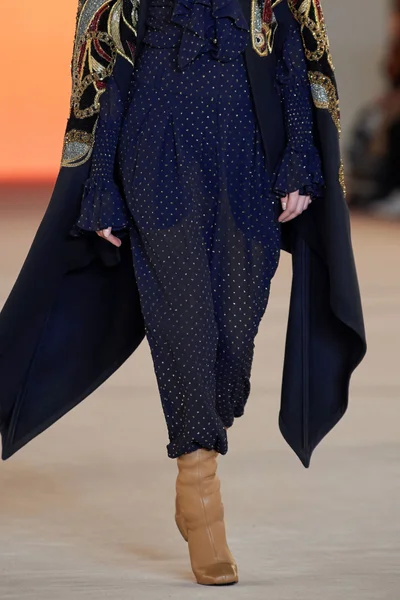 Look 126